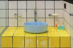 Super Stylish Apartment For 4 Near Fabrika